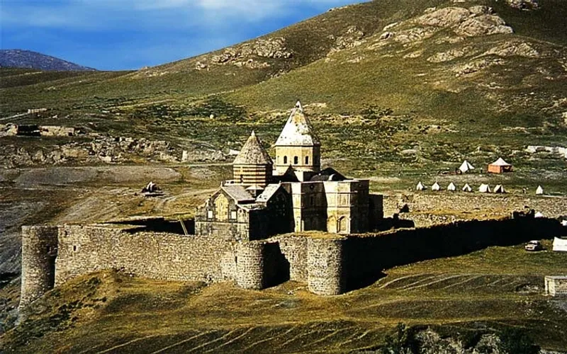 Սուրբ Թադեոս և Բարդուղիմեոս առաքյալներ