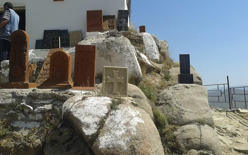 Ծաղկաբեր — фото 1
