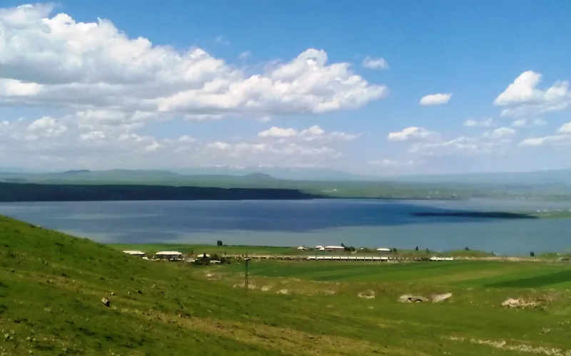 Իսահակյան — фото 2