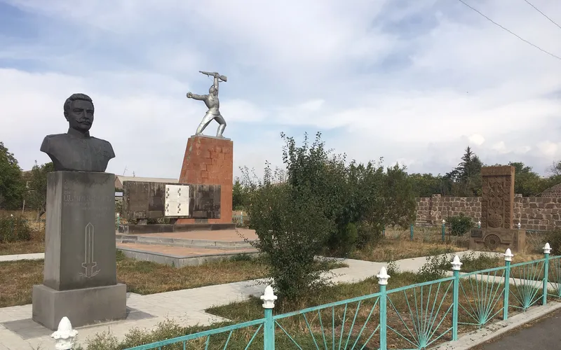 Սուսեր — фото 1
