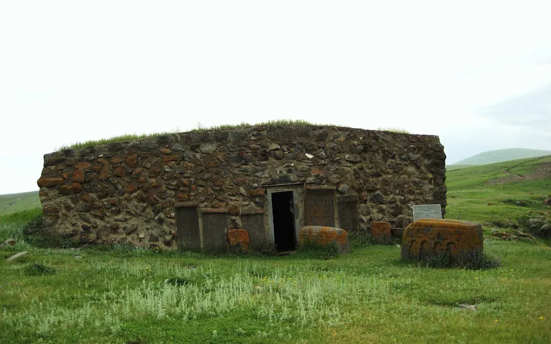 Սուրբ Սարգիս եկեղեցի, Ծովինար