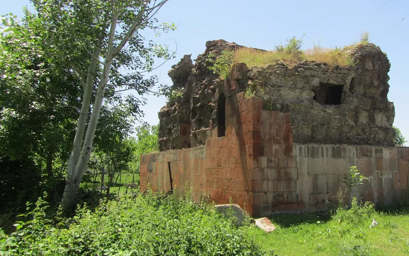 Արամուսի Ծիրանավոր եկեղեցի