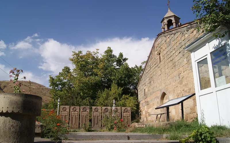 Սուրբ Հակոբ եկեղեցի, Վերնաշեն