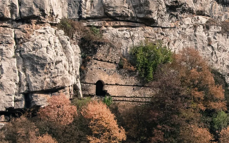 Շուշիի քարանձավային ճամբար