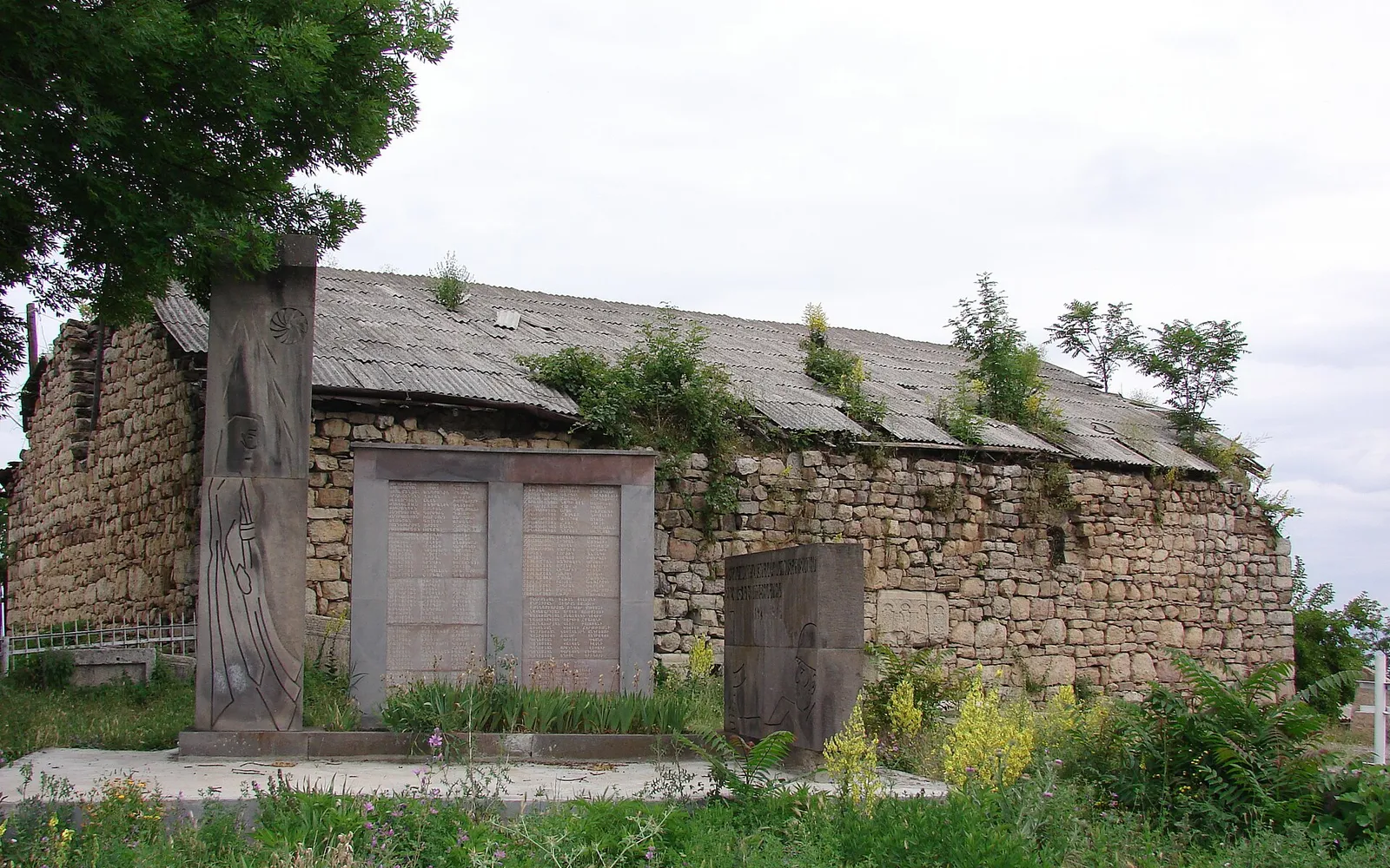 Սբ. Աստվածածին եկեղեցի, Եղվարդ, Սյունիք — Սյունիք