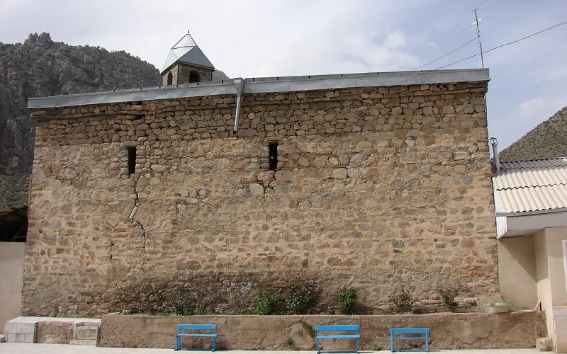 Սուրբ Աստվածածին եկեղեցի, Կարճևան
