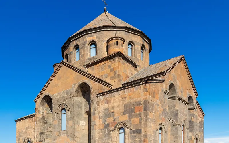 Սուրբ Հռիփսիմե եկեղեցի