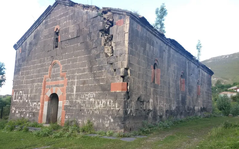 Լեռնապատի եկեղեցի