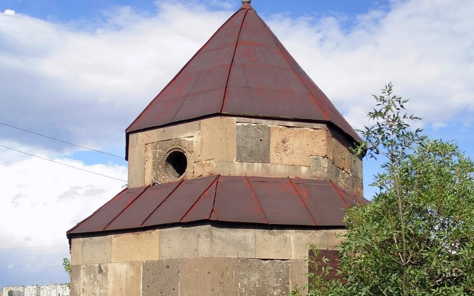 Արզնիի Սուրբ Կիրակի եկեղեցի — Կոտայք