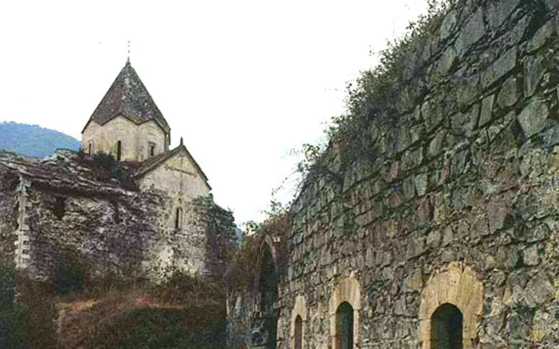 Երից Մանկանց վանք