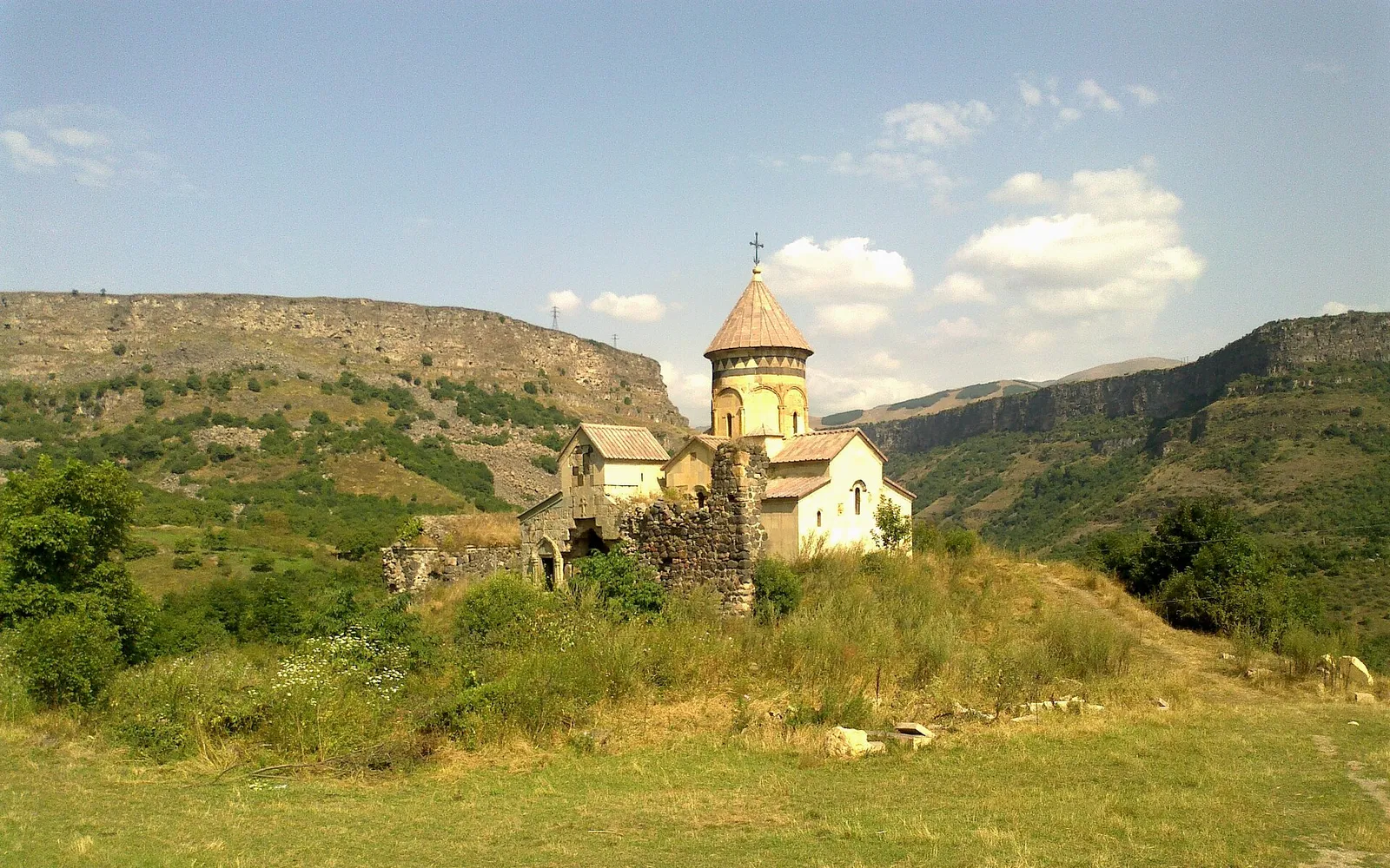 Հնեվանք — Լոռի