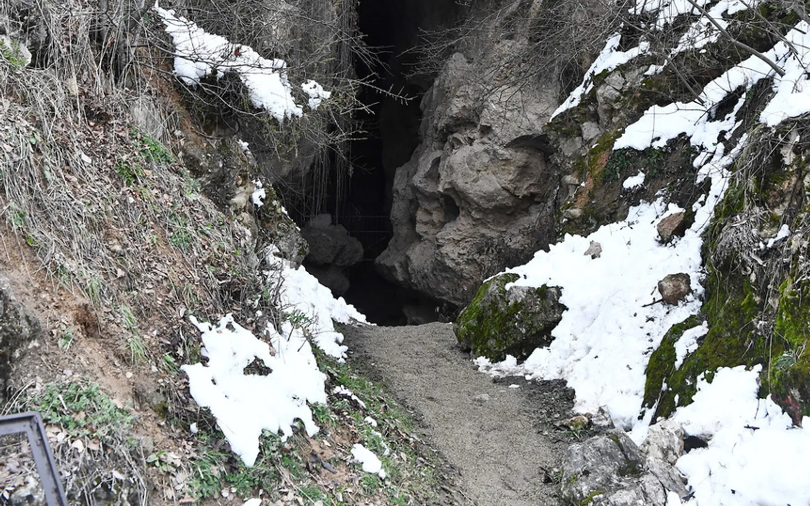 Ազոխի քարանձավ — Արցախ