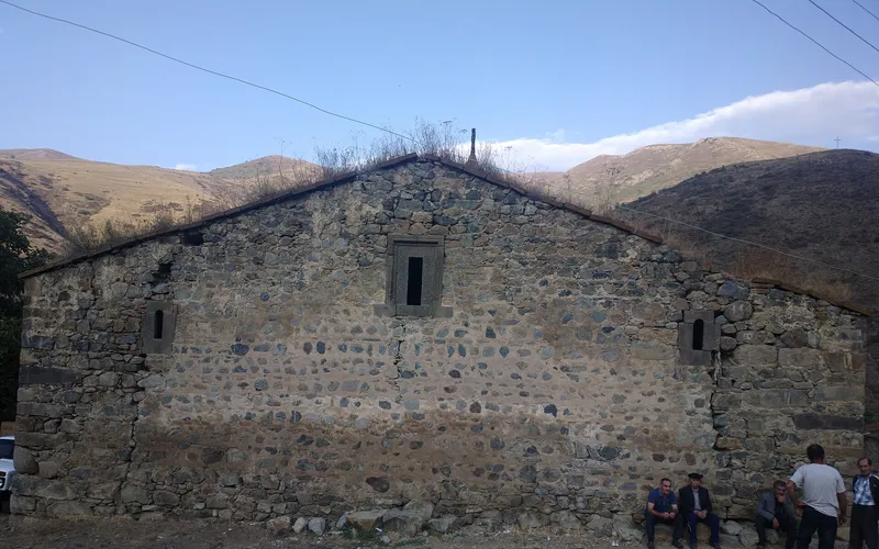Սուրբ Գևորգ եկեղեցի Լոր գյուղում