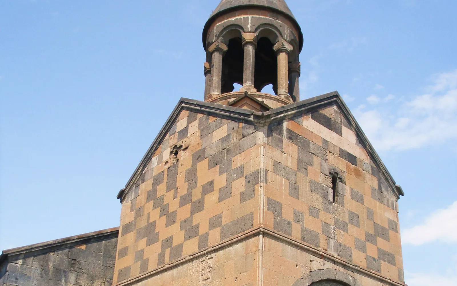 Կարբիի Սուրբ Աստվածածին եկեղեցի — Արագածոտն