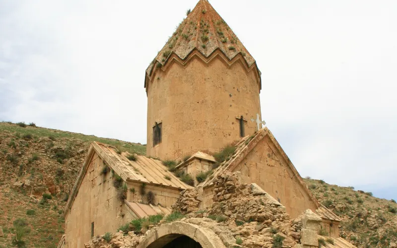 Սբ. Աստվածածին (Կարապետ) եկեղեցի