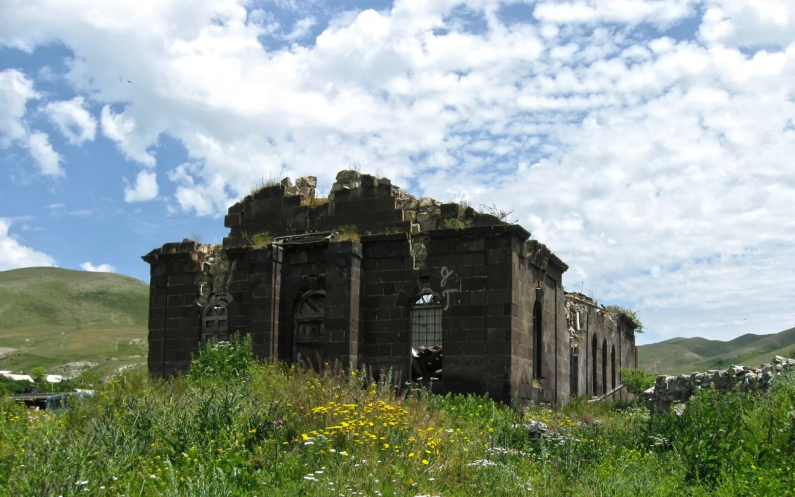 Եկեղեցի Արփենիում — Շիրակ