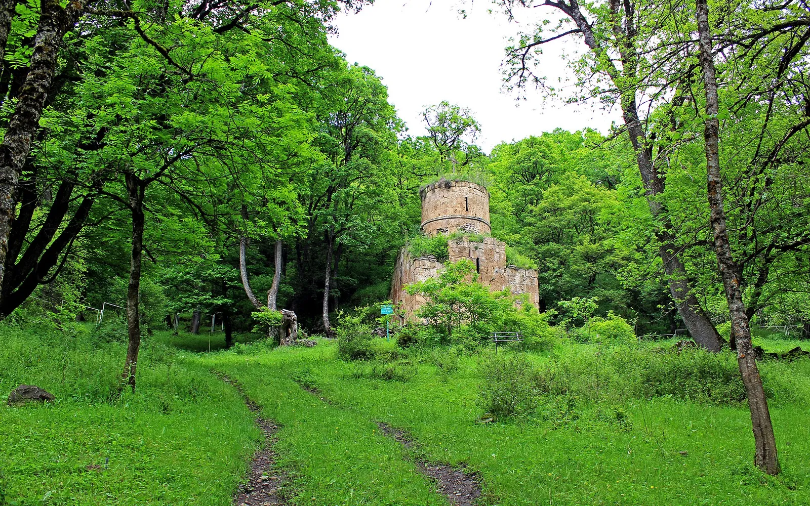 Աղավնավանք — Տավուշ