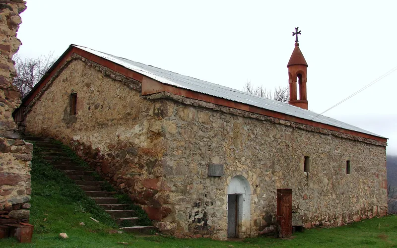 Սուրբ Գևորգ եկեղեցի, Ծավ