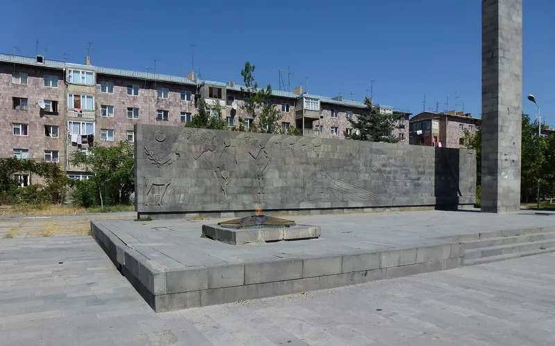 Երկրորդ աշխարհամարտի հուշարձան Վաղարշապատում