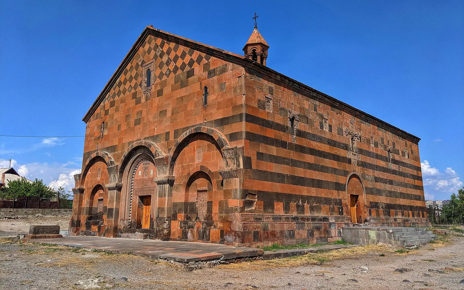 Սուրբ Աստվածածին եկեղեցի (Քանաքեռ, Երևան) — Երևան