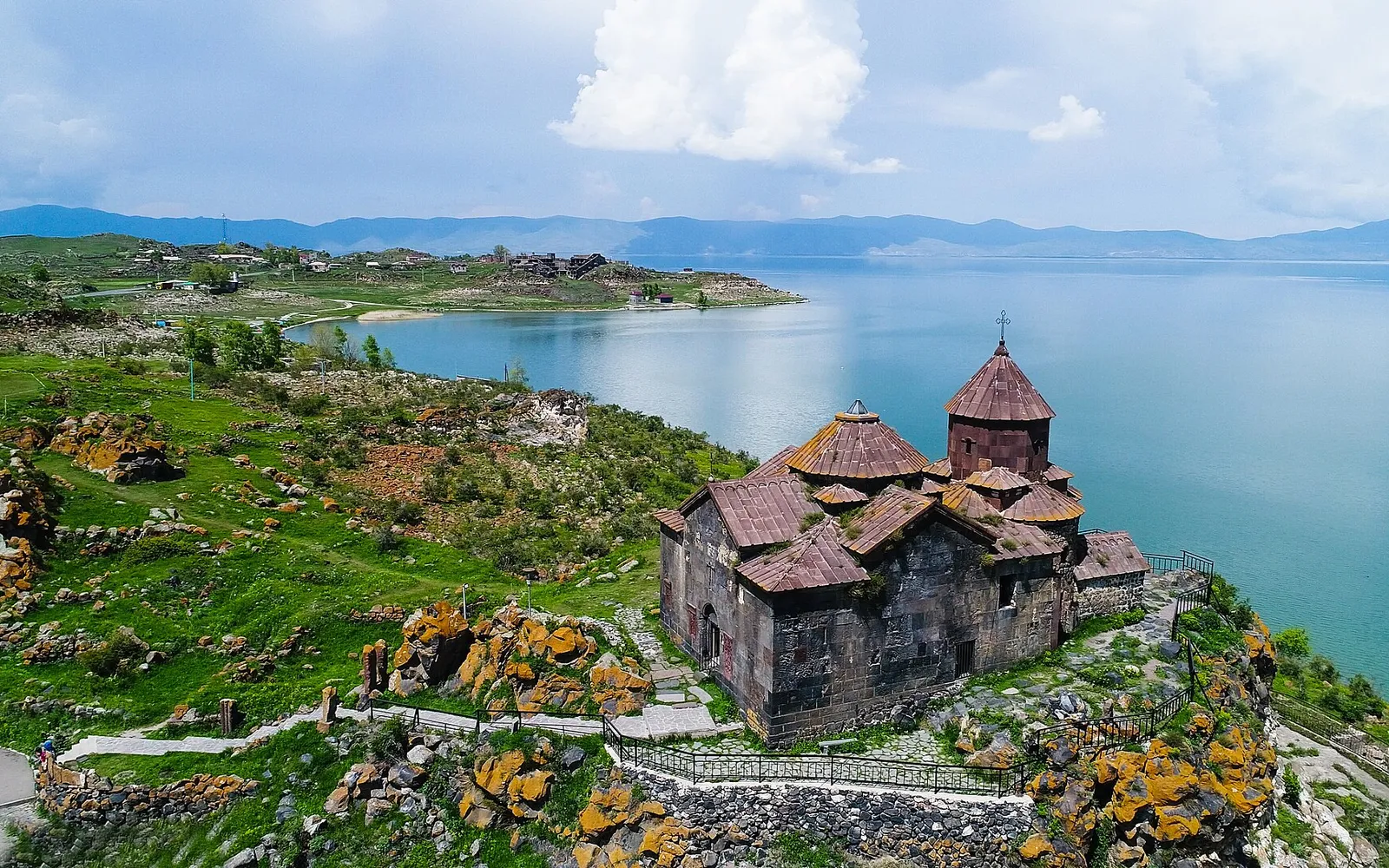 Հայրավանք — Գեղարքունիք
