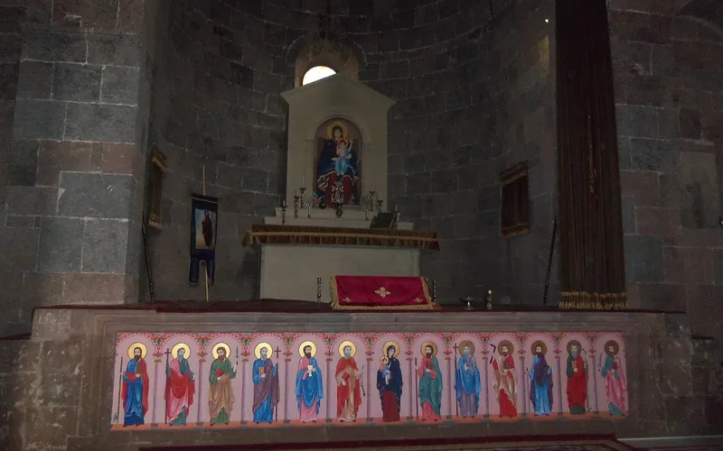 Սուրբ Կարապետ եկեղեցի, Գավառ