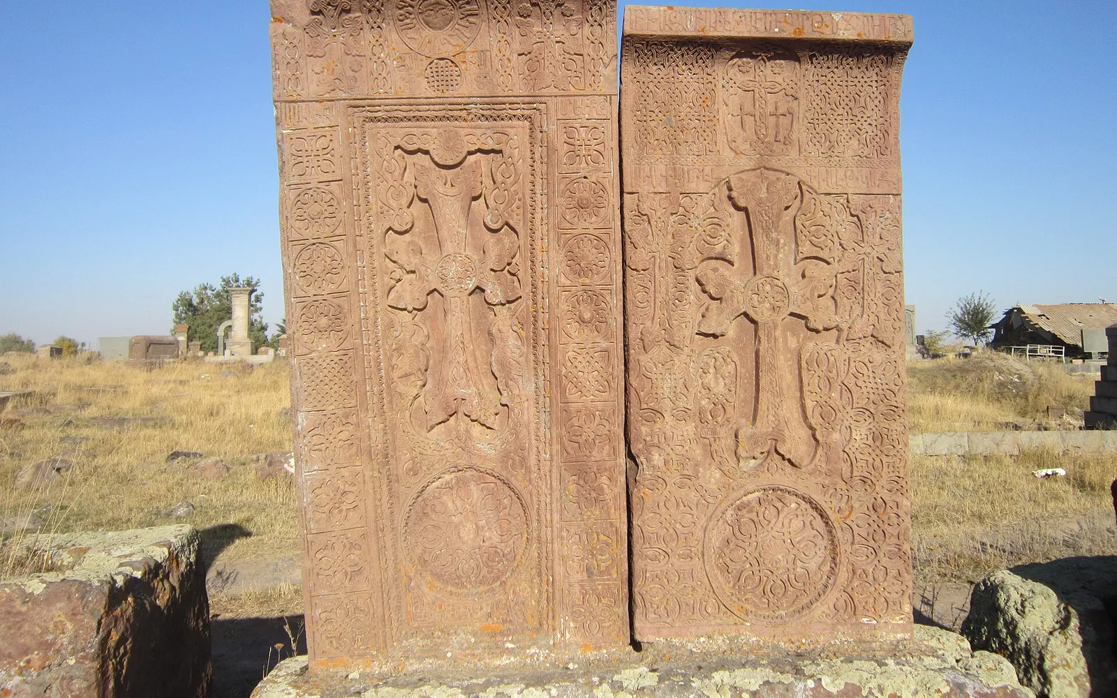 Խաչքար պարոն Աստվածատուրի — Գեղարքունիք