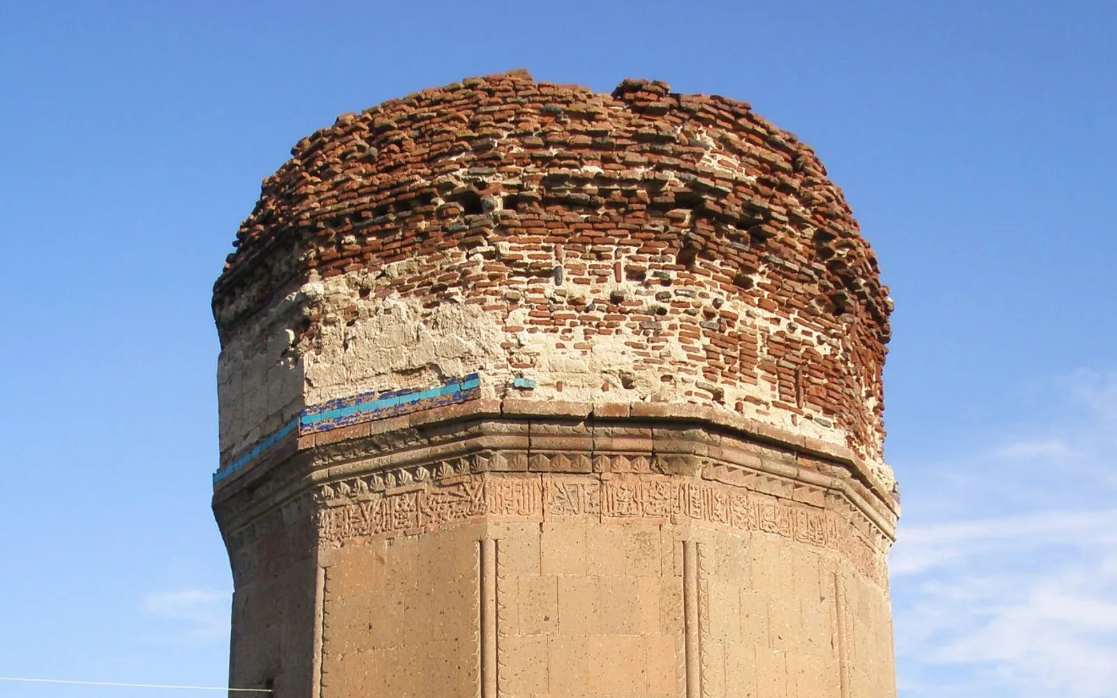 Արգավանդի դամբարան-աշտարակ — Արարատ