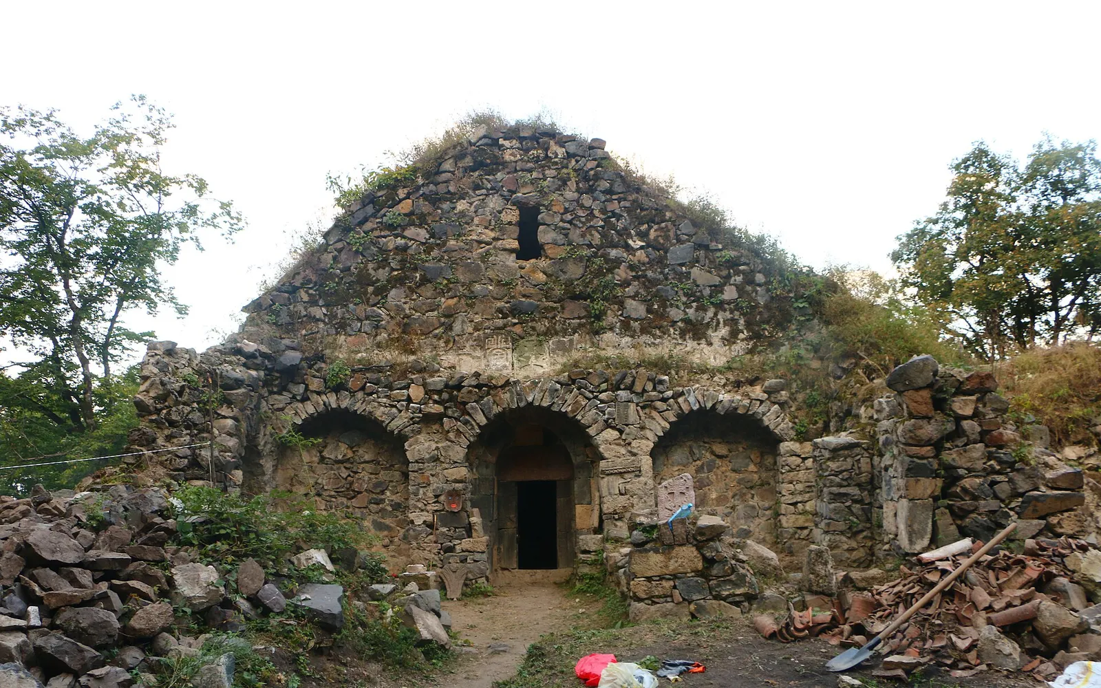 Բեխի անապատ եկեղեցի — Սյունիք