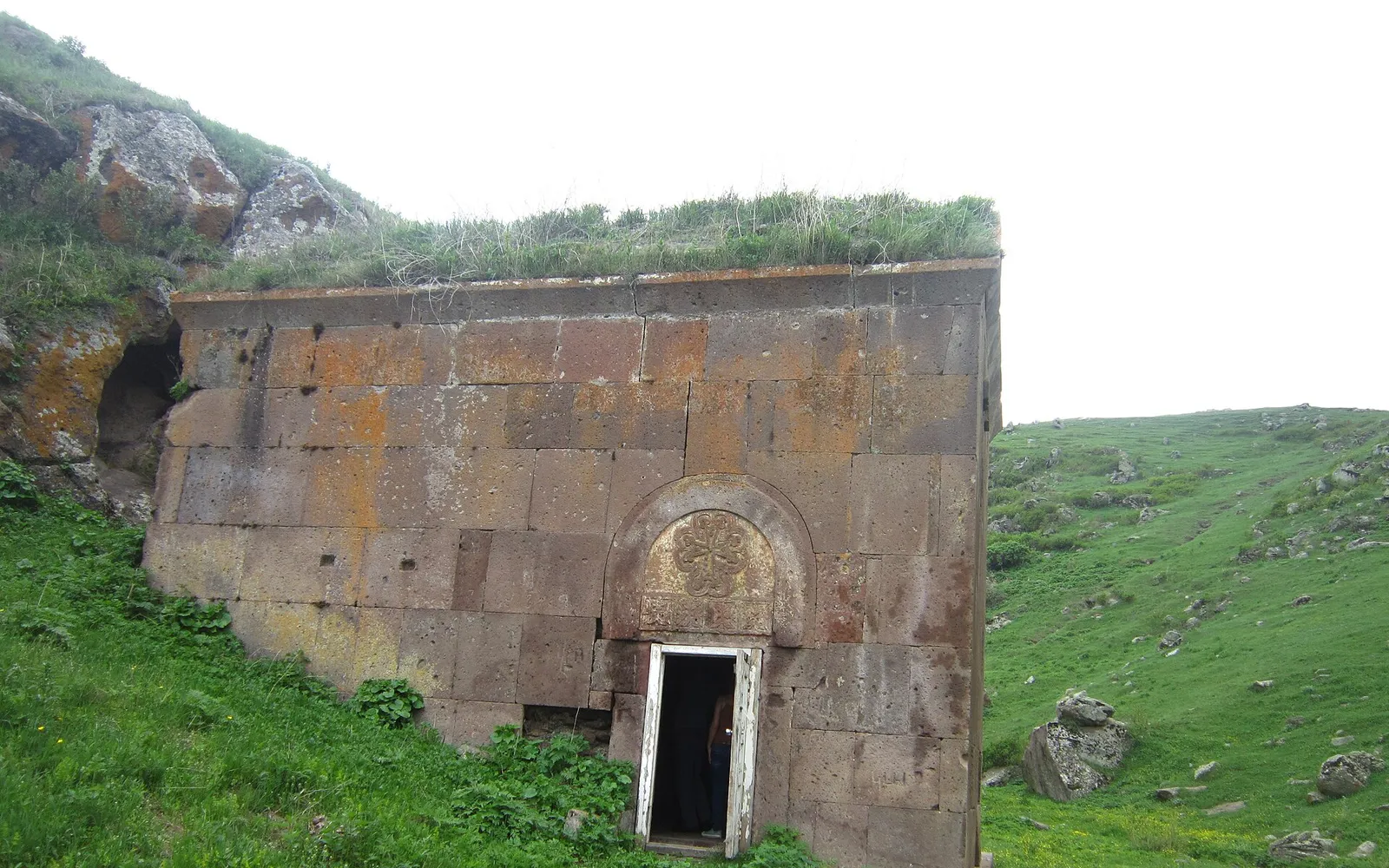 Պեմզաշենի Սուրբ Աստվածածին եկեղեցի — Շիրակ