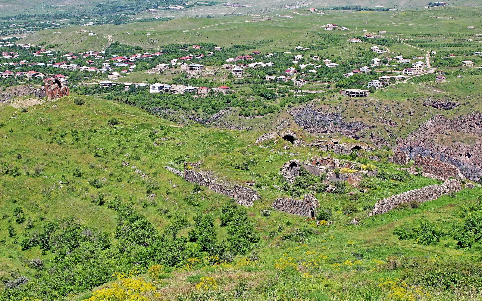 Հավուց Թառի վանք — Արարատ