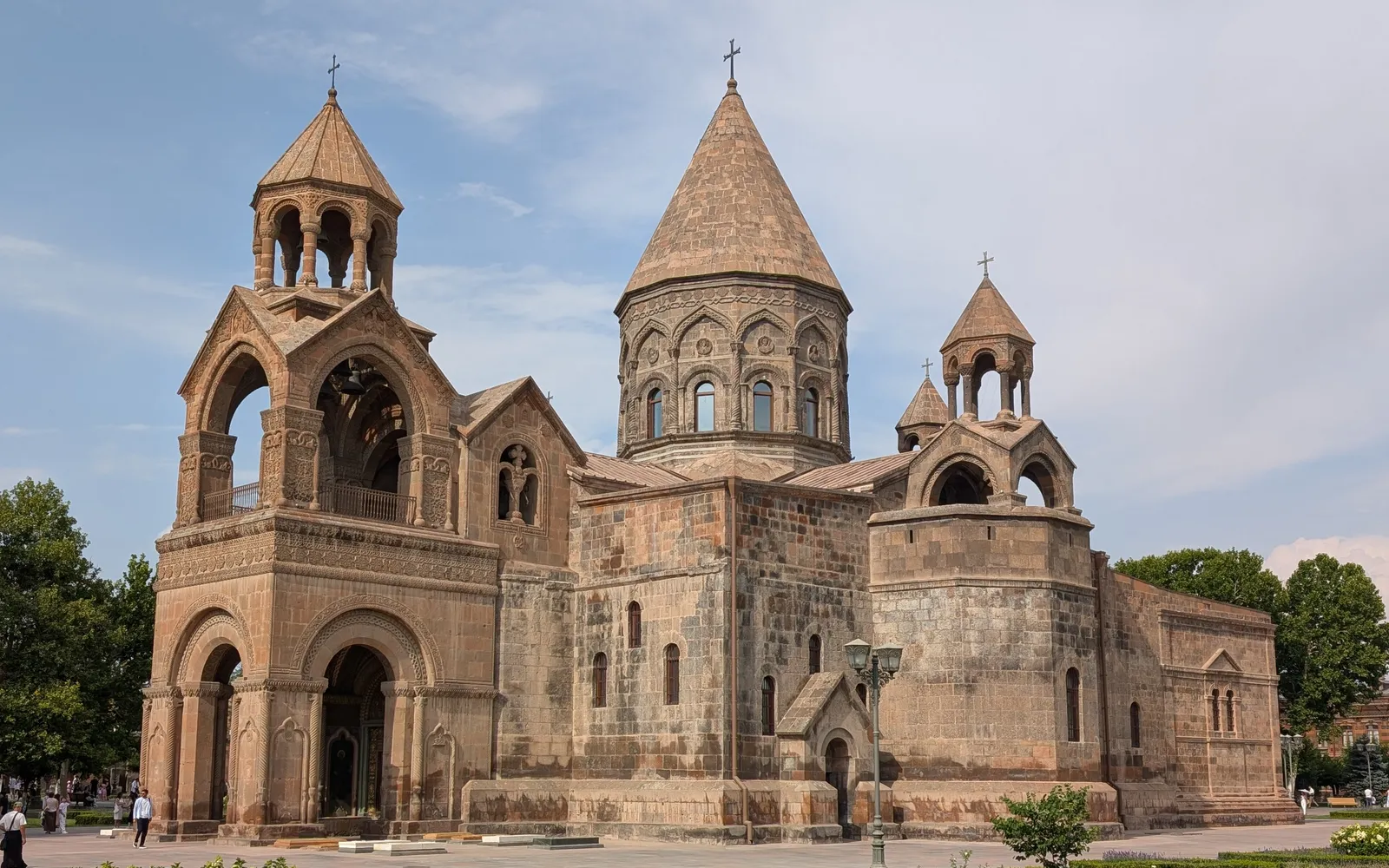 Էջմիածնի մայր տաճար — Արմավիր